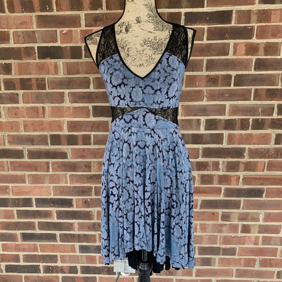 Anthropologie Dresses & Skirts - ⬇️$28 Anthropologie ecote cut out high low dress
